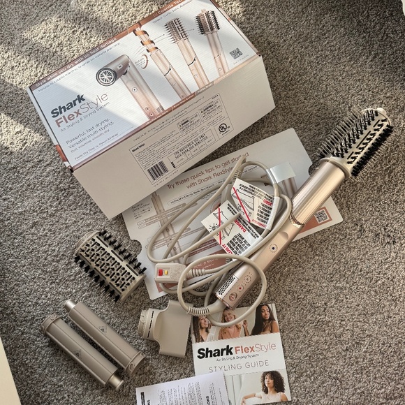 💨 Shark FlexStyle Multi-Styler – Like New w/ Receipt – Amazing Deal! 💨 - Picture 1 of 3
